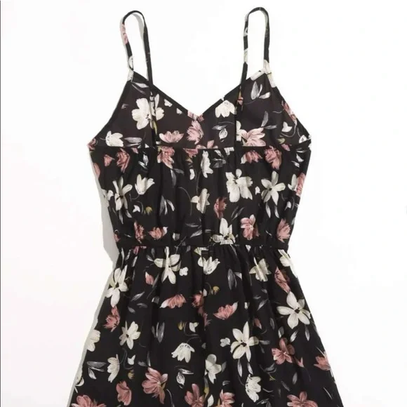 New Romper - Picture 4 of 10